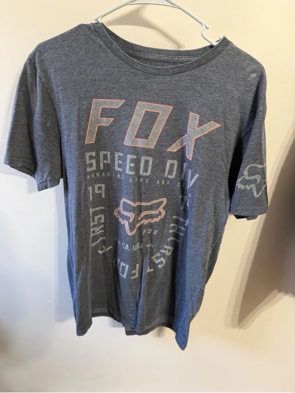 Fox Men's Black Graphic Tee with White Print